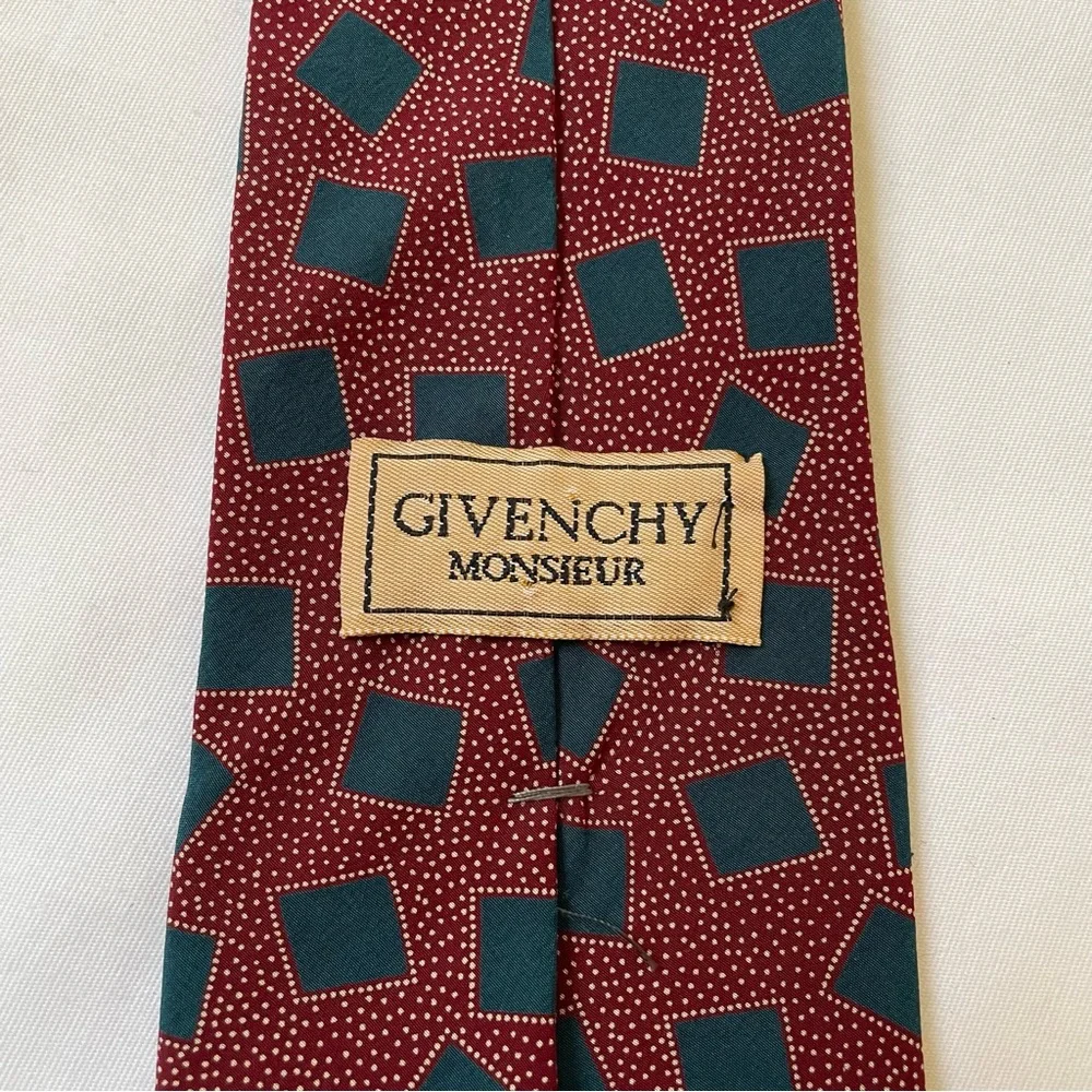 Vintage Givenchy pure silk men’s neck tie